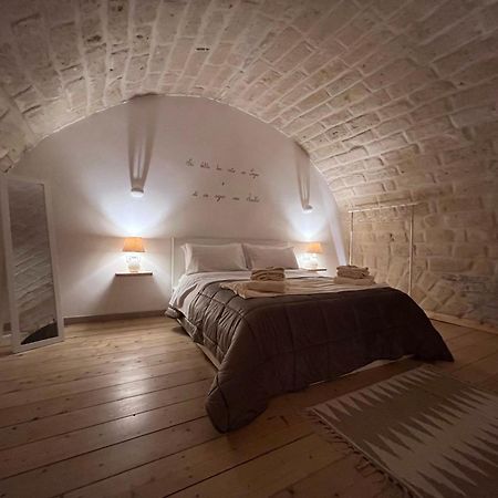 Epoca Suite House Trani Luaran gambar