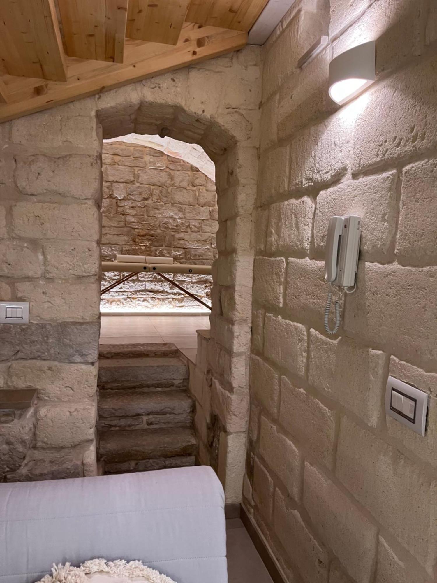 Epoca Suite House Trani Luaran gambar