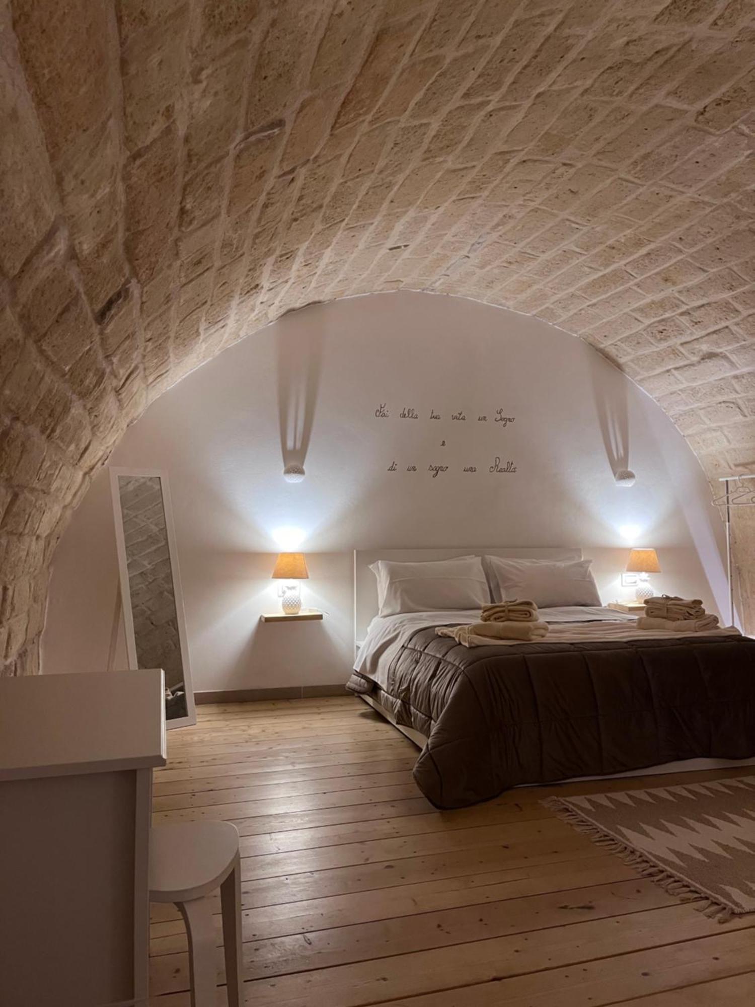 Epoca Suite House Trani Luaran gambar