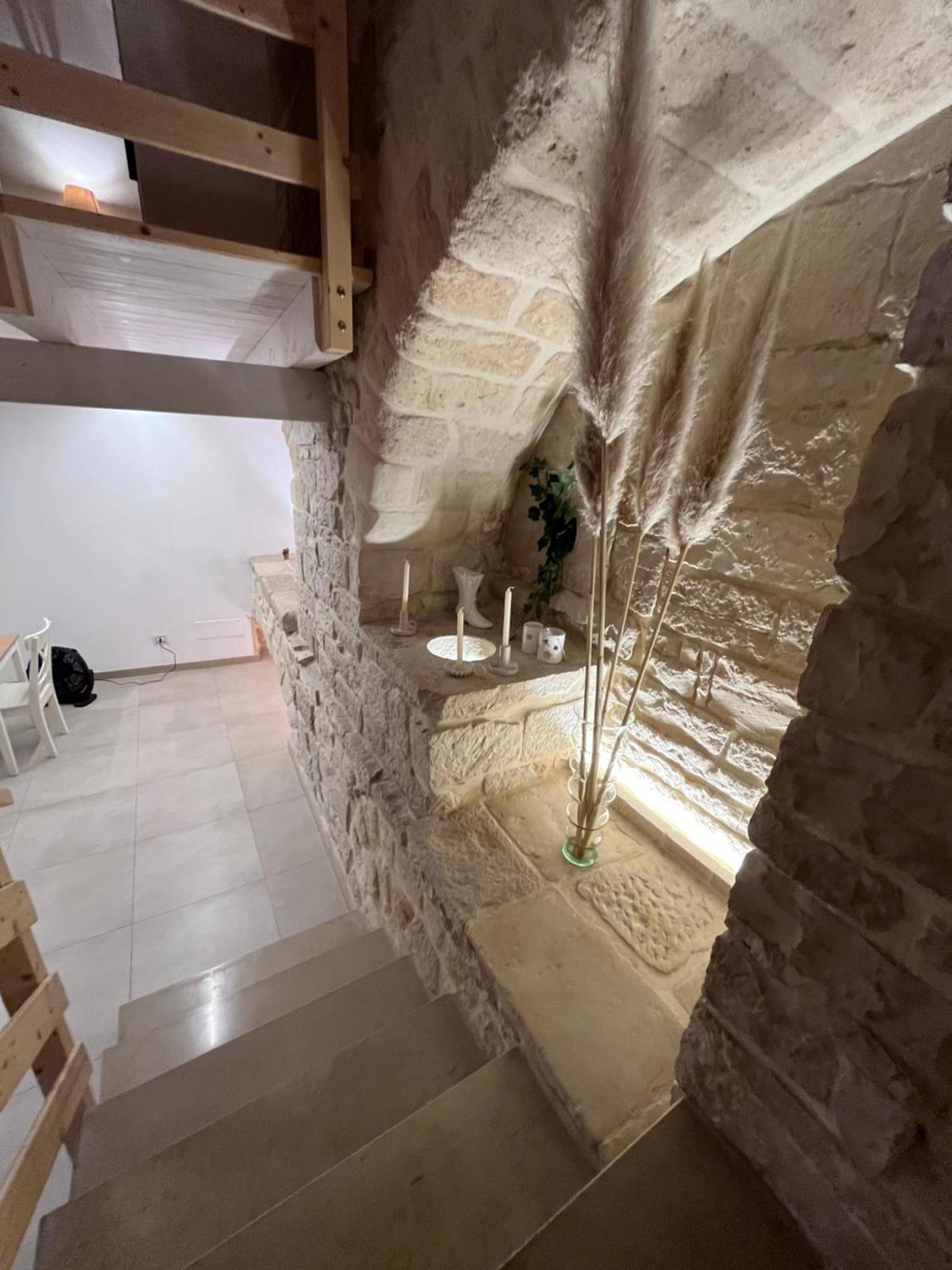 Epoca Suite House Trani Luaran gambar